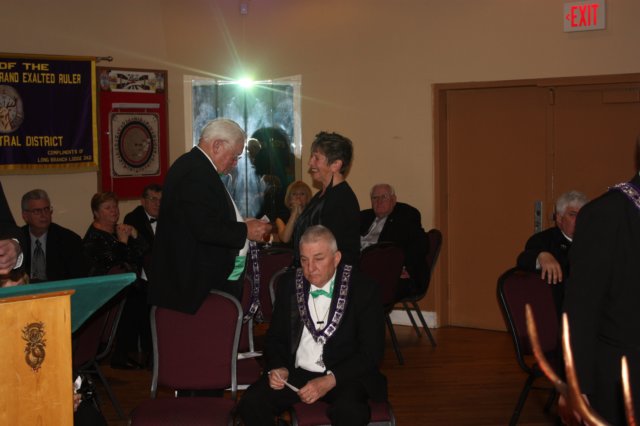 ladiesinstall039.jpg