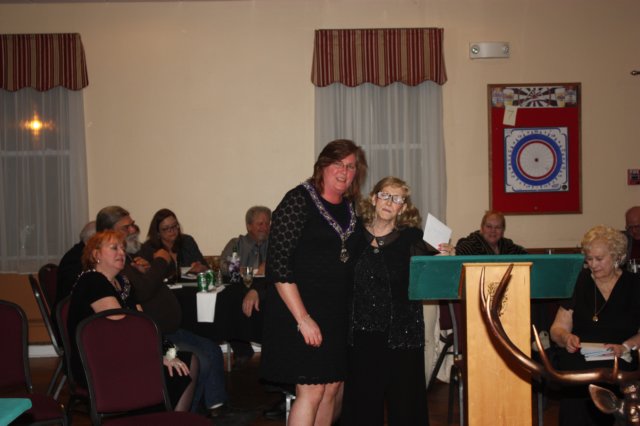 ladiesinstall065.jpg