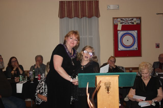 ladiesinstall069.jpg