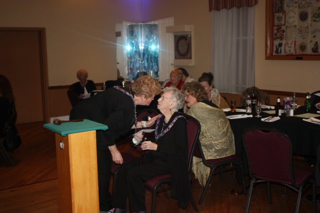 ladiesinstall073.jpg