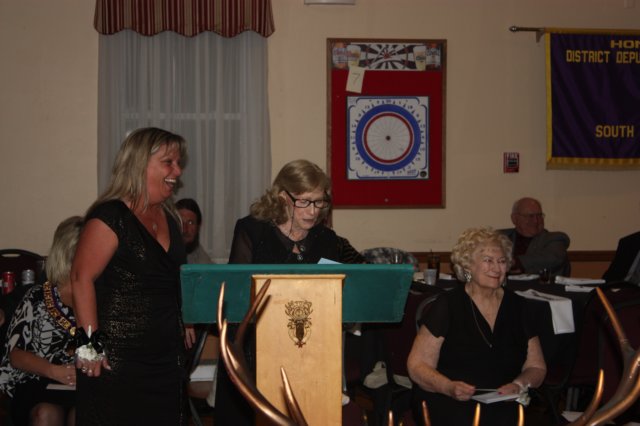 ladiesinstall083.jpg
