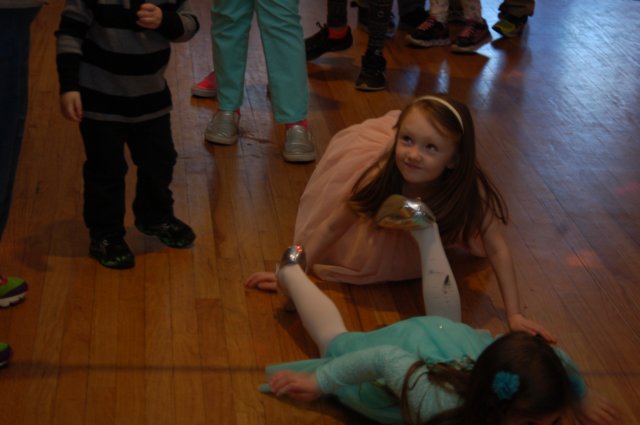yaceaster043.jpg