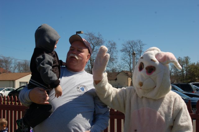 yaceaster081.jpg