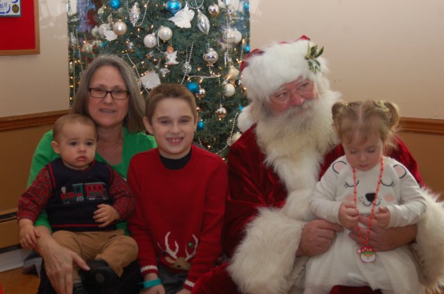 yacchristmas102.jpg