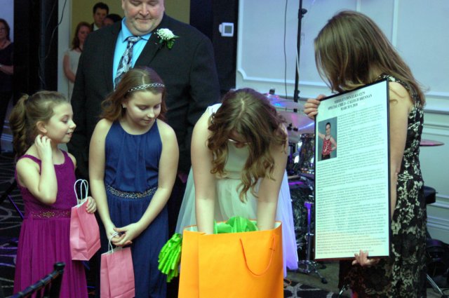 scccharityball080.jpg