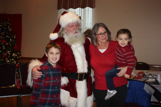 yacxmas10.jpg