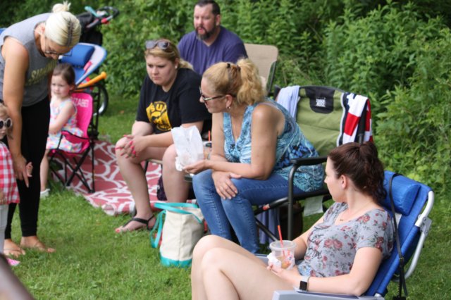 fathersdaysoftball19.jpg