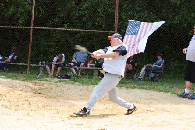 fathersdaysoftball47.jpg