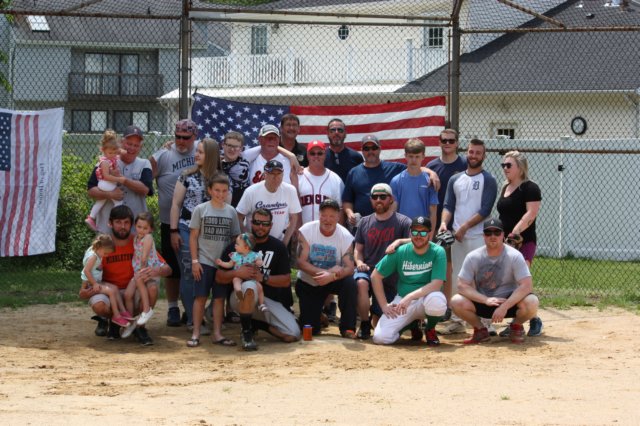 fathersdaysoftball51.jpg