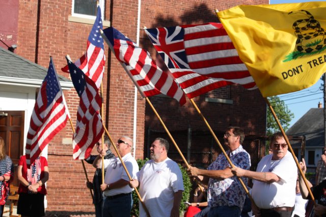 flagday32.jpg