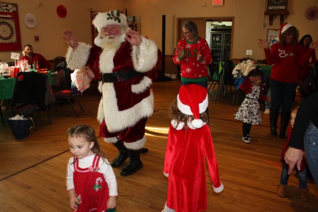 yacxmas37.jpg