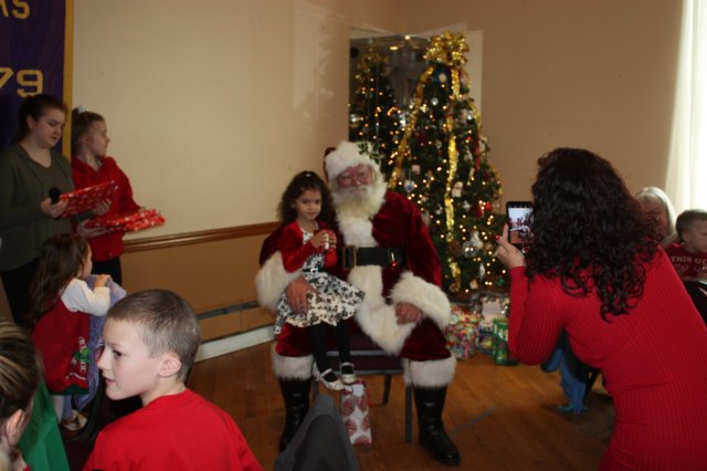 yacxmas40.jpg