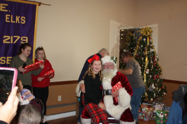 yacxmas41.jpg