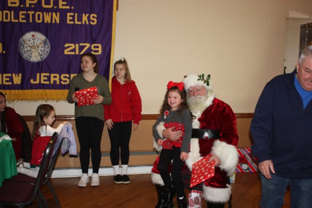 yacxmas42.jpg