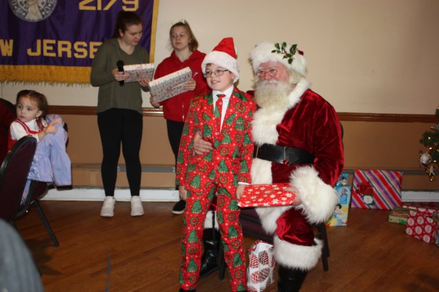 yacxmas44.jpg