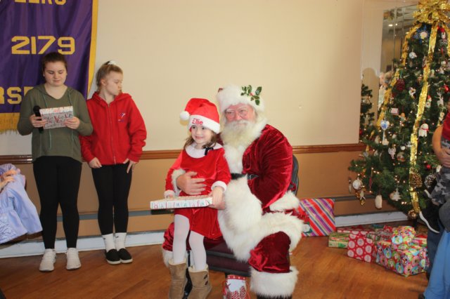 yacxmas46.jpg