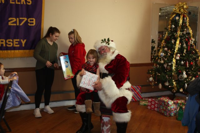 yacxmas47.jpg