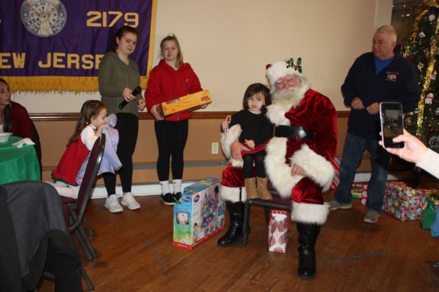 yacxmas50.jpg