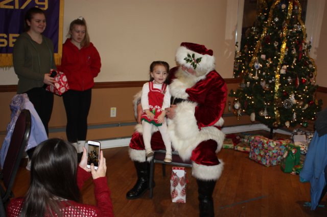 yacxmas57.jpg
