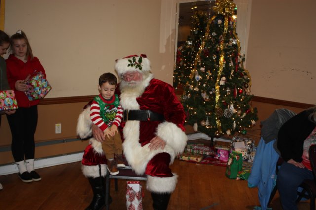 yacxmas60.jpg