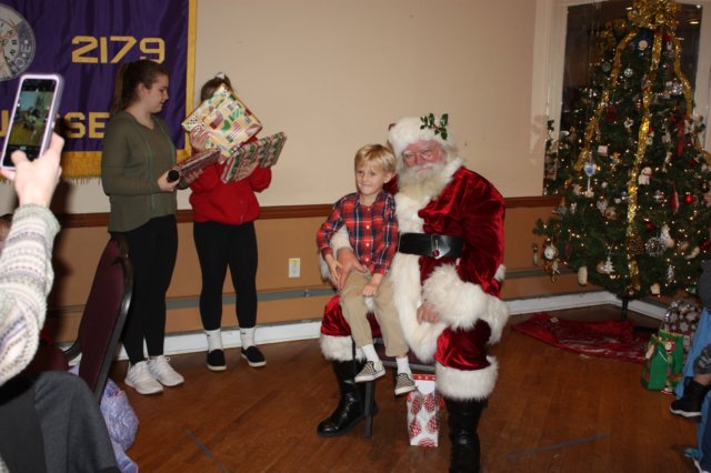 yacxmas71.jpg