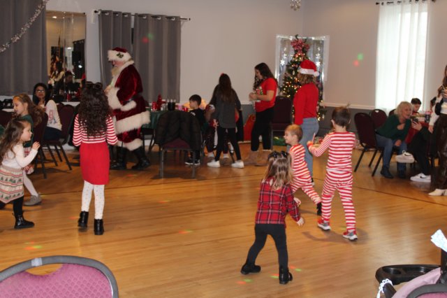 yacxmas01.jpg