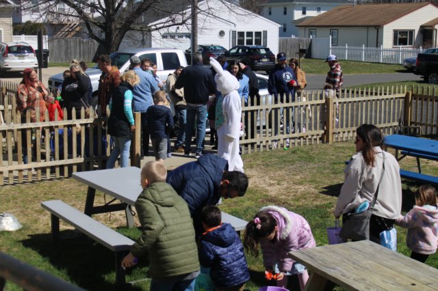 yaceaster34.jpg